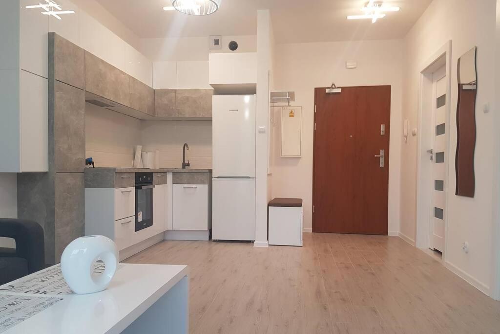 Apartament Z Tarasem I Ogrodem Blisko Centrum กดัญสก์ ภายนอก รูปภาพ